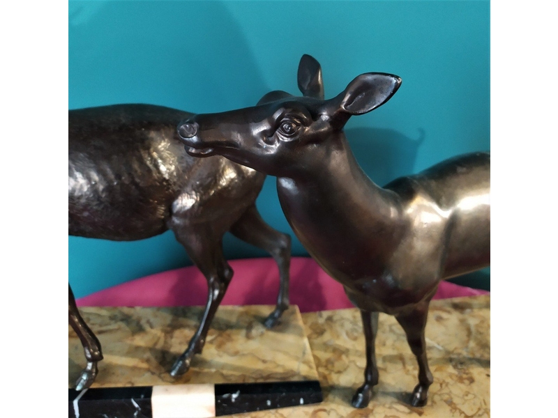 Скульптура оленей в стиле Ар-Деко 2