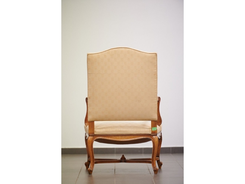 Старинное кресло из массива ореха XIX века 2